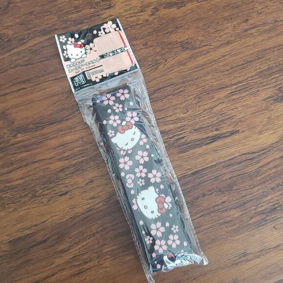 Hello Kitty Accessories - Hello Kitty Black Pink Sakura Japanese Floral Luggage Strap